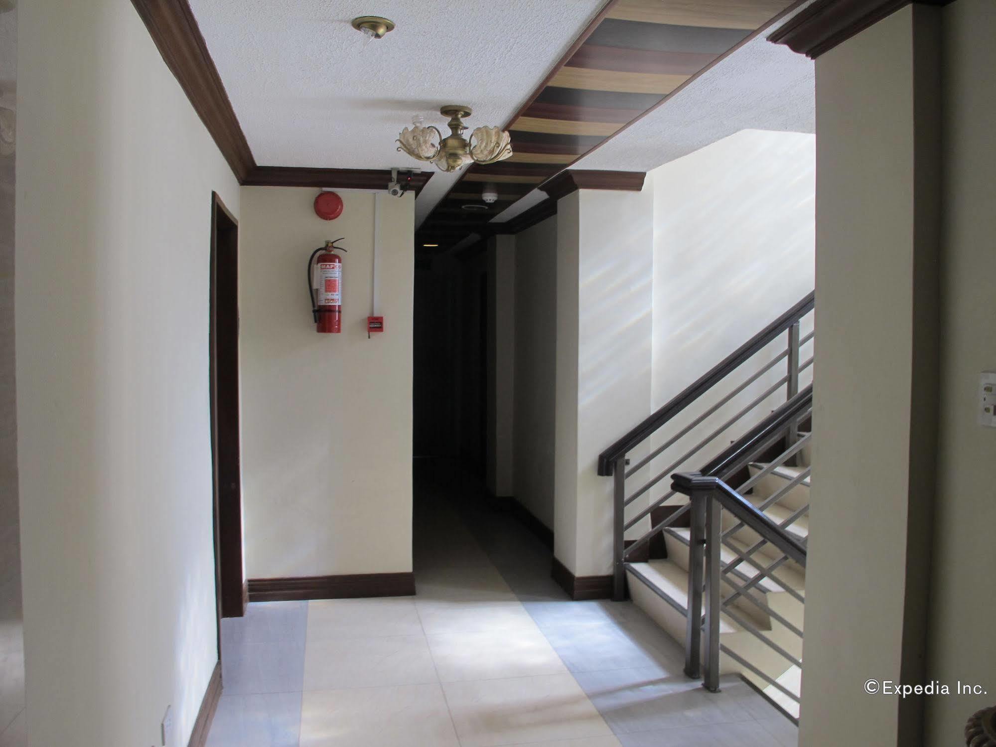 Reddoorz Plus New Era Budget Hotel Mabolo Former Reddoorz Near Landers Superstore Cebu City Экстерьер фото